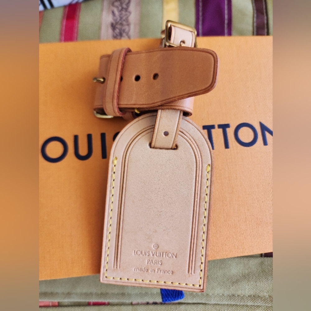 Louis Vuitton Vachetta Luggage Tag with Poignet Set